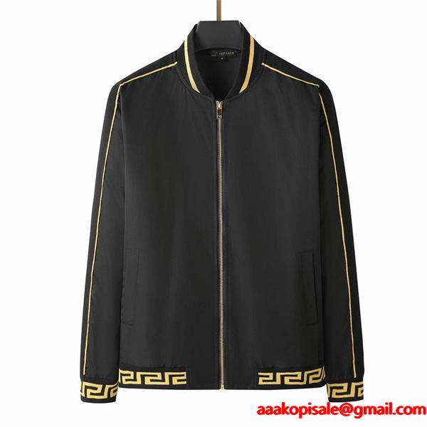 プレゼントでピッタリ 2025ヴェルサーチジャケットコピー VERSACE