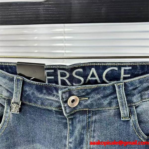 VERSACE 春夏になると流行する ヴェルサーチ ジーンズ ブランド コピー 激安(日本最大級)