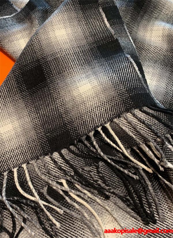 2026 耐久性のある フェラガモ マフラーコピーFERRAGAMO カジュアル激安(日本最大級)70*180㎝