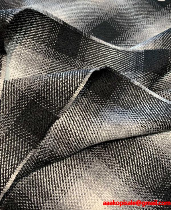 2026 耐久性のある フェラガモ マフラーコピーFERRAGAMO カジュアル激安(日本最大級)70*180㎝