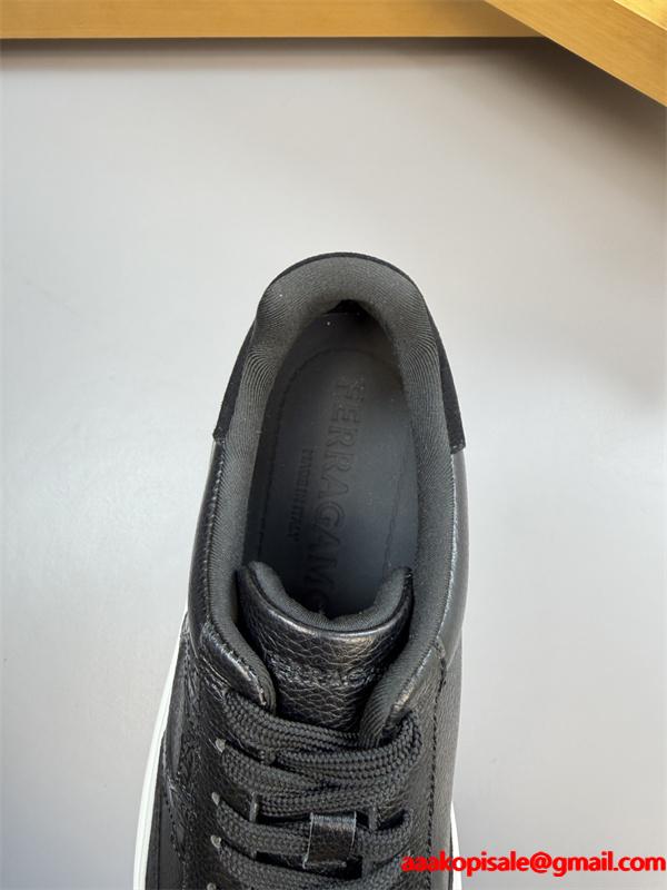 フェラガモスニーカーコピー 上品な秋冬コーデに仕上げる FERRAGAMO  激安(日本最大級)