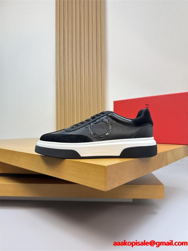 フェラガモスニーカーコピー 上品な秋冬コーデに仕上げる FERRAGAMO  激安(日本最大級)