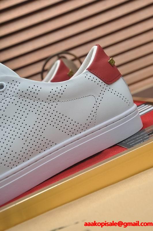 長年愛されてきた バーバリースニーカーコピー BURBERRY 高い評価ブランド激安通販 専門店