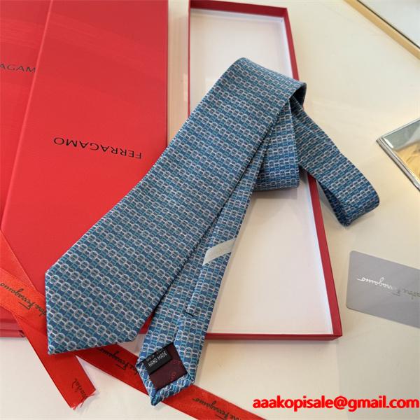 サルヴァトーレフェラガモ 2026秋冬におしゃれな着こなし FERRAGAMO ネクタイ コピー 激安(日本最大級)