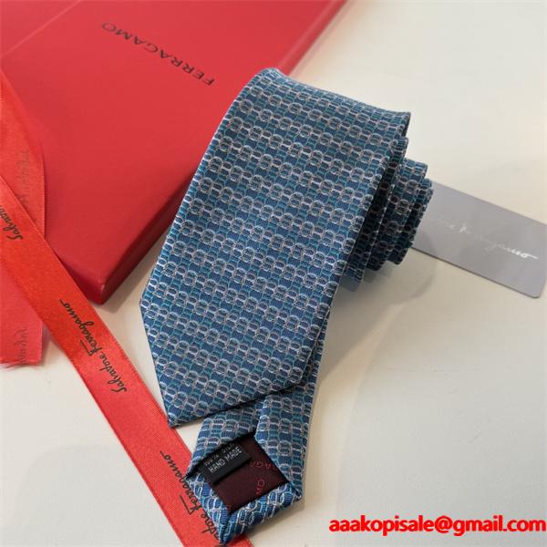 サルヴァトーレフェラガモ 2026秋冬におしゃれな着こなし FERRAGAMO ネクタイ コピー 激安(日本最大級)
