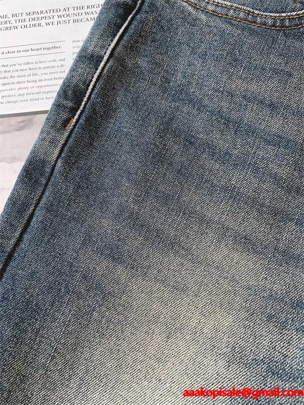 贈り物にも◎  2025新作 PRADA 足長効果のある_プラダ ジーンズ__スーパーコピーブランド激安通販 専門店