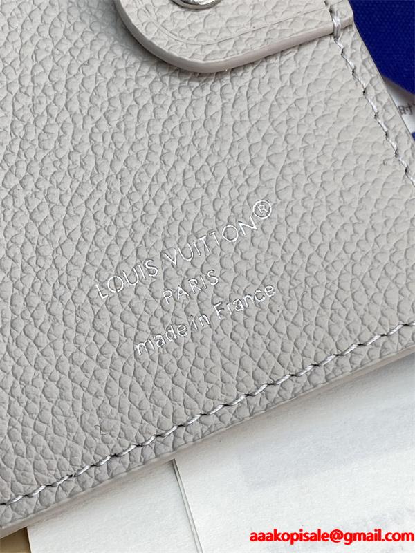 M13797 大人気　ルイヴィトン財布コピー 収納力抜群の長財布 モノグラム ヴェルニ ポルトフォイユ・サラ  激安(日本最大級)