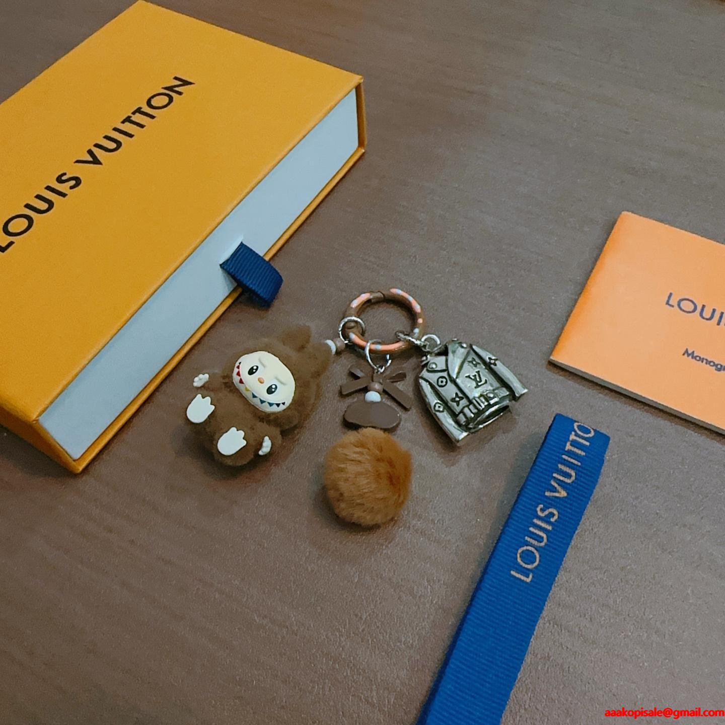 ルイ ヴィトン Labubu x LVキーホルダーコピー 存在感のある 2025-26春夏新作ブランド コピー 激安(日本最大級)