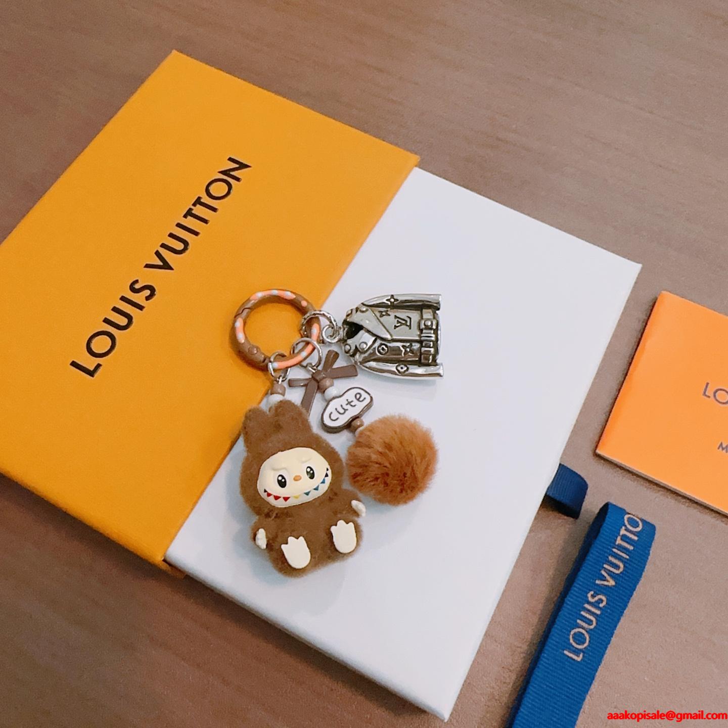 ルイ ヴィトン Labubu x LVキーホルダーコピー 存在感のある 2025-26春夏新作ブランド コピー 激安(日本最大級)