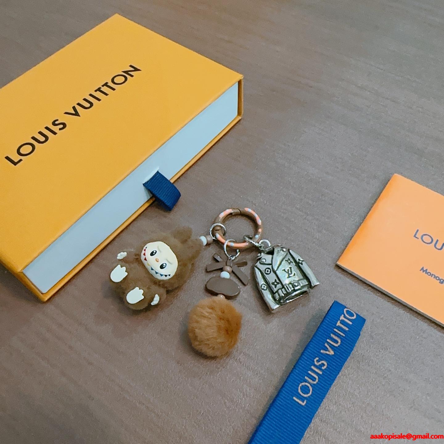 ルイ ヴィトン Labubu x LVキーホルダーコピー 存在感のある 2025-26春夏新作ブランド コピー 激安(日本最大級)