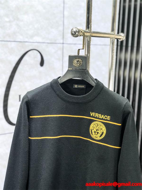 2025秋冬におすすめ着こなし VERSACE ヴェルサーチセーターコピー 激安(日本最大級)