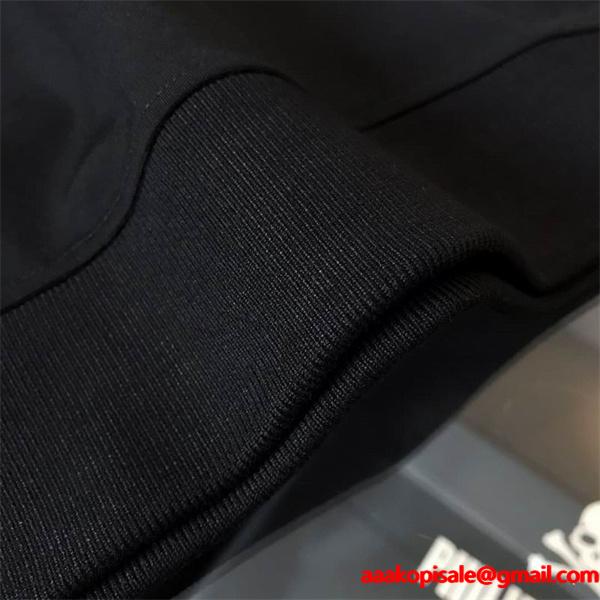 大人気フィット感ストレッチ生地MONCLERモンクレール セットアップコピー激安 通販