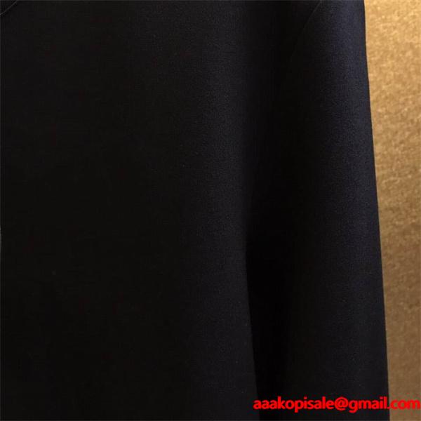 大人気フィット感ストレッチ生地MONCLERモンクレール セットアップコピー激安 通販