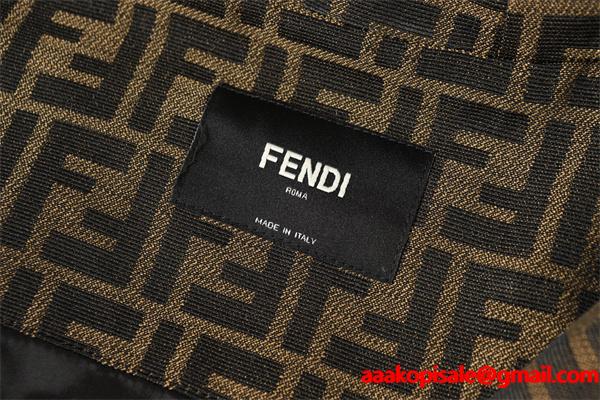 秋冬のコーデの強い味方 フェンディ ジャケットコピー FENDI  ブランド コピー 激安(日本最大級)