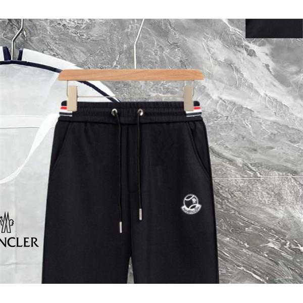 話題 ブラック ワンポイントロゴ 快適シルエット 秋冬注目 モンクレール コピー Moncler スウェットパンツ