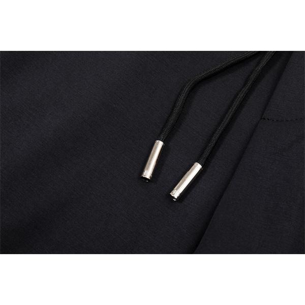 話題 ブラック ワンポイントロゴ 快適シルエット 秋冬注目 モンクレール コピー Moncler スウェットパンツ