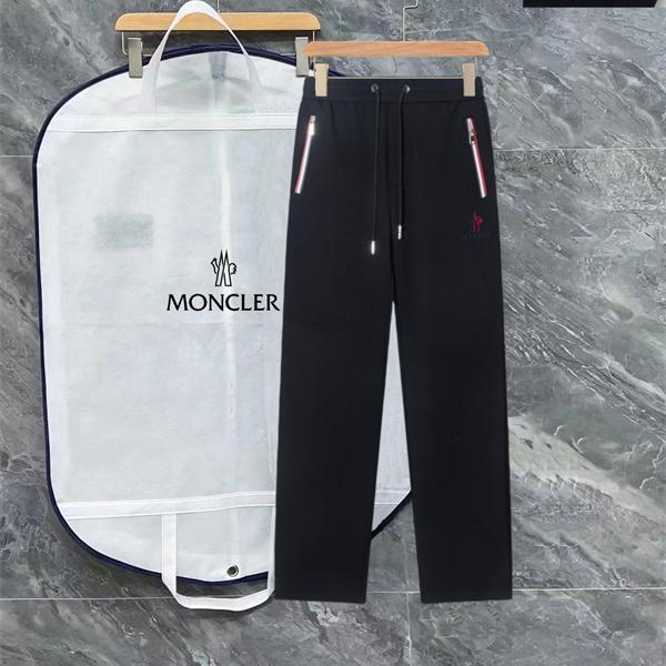 注目 ブラック ジップポケット仕様 実用性抜群 トレンド最前線 モンクレール コピー Moncler スウェットパンツ