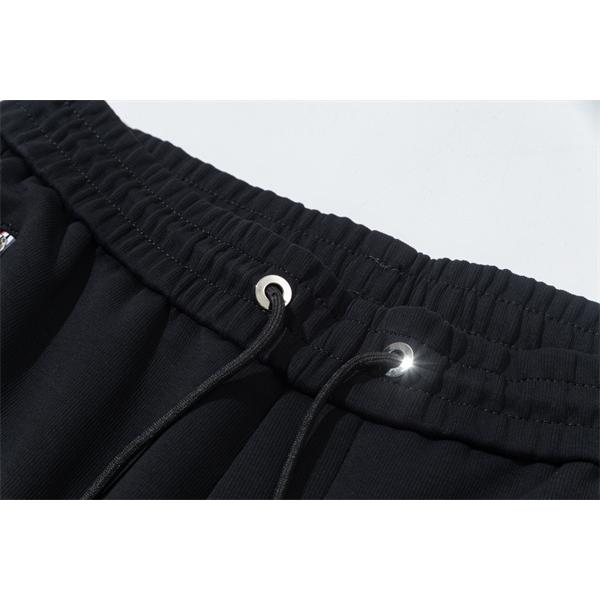 注目 ブラック ジップポケット仕様 実用性抜群 トレンド最前線 モンクレール コピー Moncler スウェットパンツ