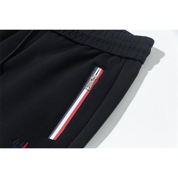 注目 ブラック ジップポケット仕様 実用性抜群 トレンド最前線 モンクレール コピー Moncler スウェットパンツ