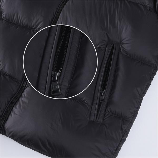 ネイビー ロゴワッペン 上質仕上げ 軽量暖か 2025秋冬必須 MONCLER モンクレール スーパーコピー ダウンジャケット