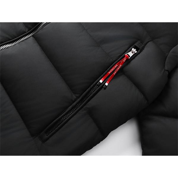 ホワイト×レッド 内側配色 デザイン性高い 高機能 トレンド MONCLER モンクレール コピー ダウンジャケット