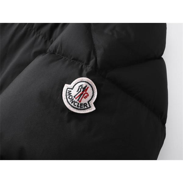 ホワイト×レッド 内側配色 デザイン性高い 高機能 トレンド MONCLER モンクレール コピー ダウンジャケット