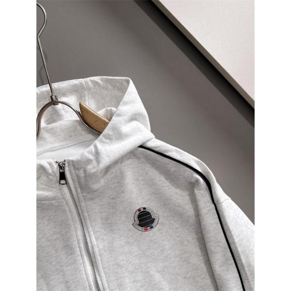  話題 ブラック パイピングデザイン 快適着心地 2025秋冬注目 モンクレール コピー Moncler セットアップ