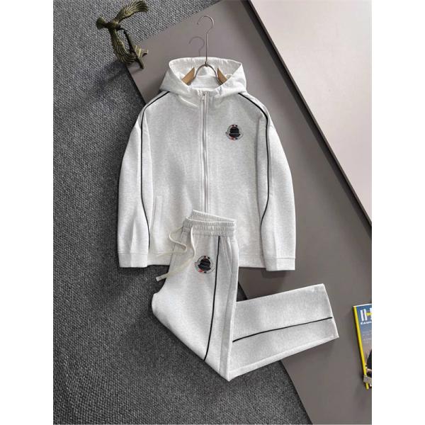  話題 ブラック パイピングデザイン 快適着心地 2025秋冬注目 モンクレール コピー Moncler セットアップ