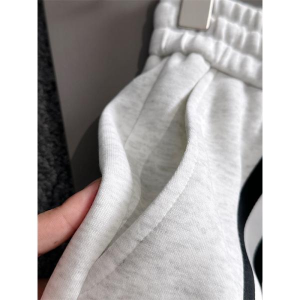 人気 ブラック ダブルライン スポーティシルエット 2025新作 モンクレール スーパー コピー Moncler セットアップ