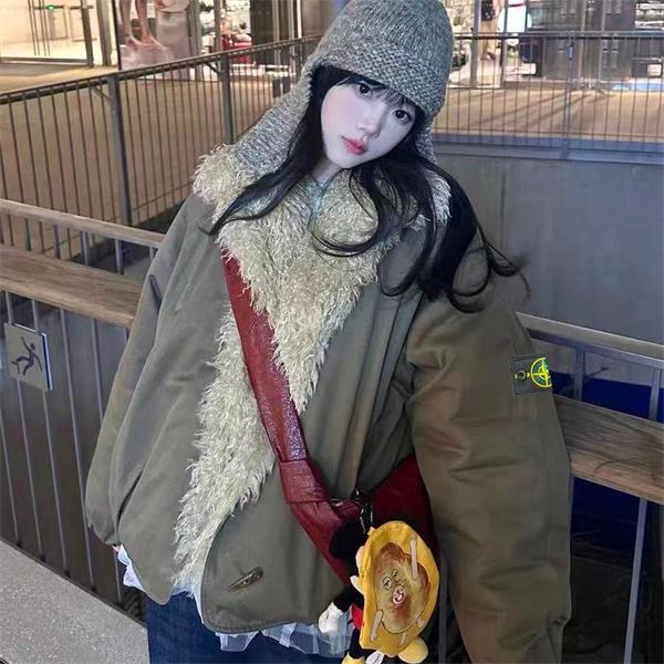 STONE ISLAND ストーンアイランド コピー 今年の...