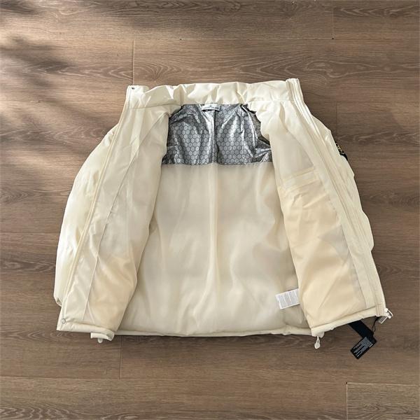 売れ筋No.1 2025秋冬限定 プレミアム ダウンジャケット STONE ISLAND ストーンアイランド コピー