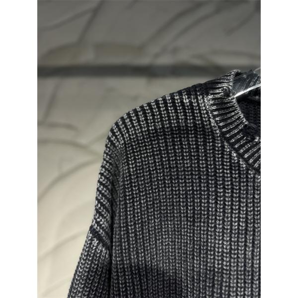 注目の新作 2025秋冬対応 ダメージ加工 プレミアム STONE ISLAND ストーンアイランド コピー ニットセーター