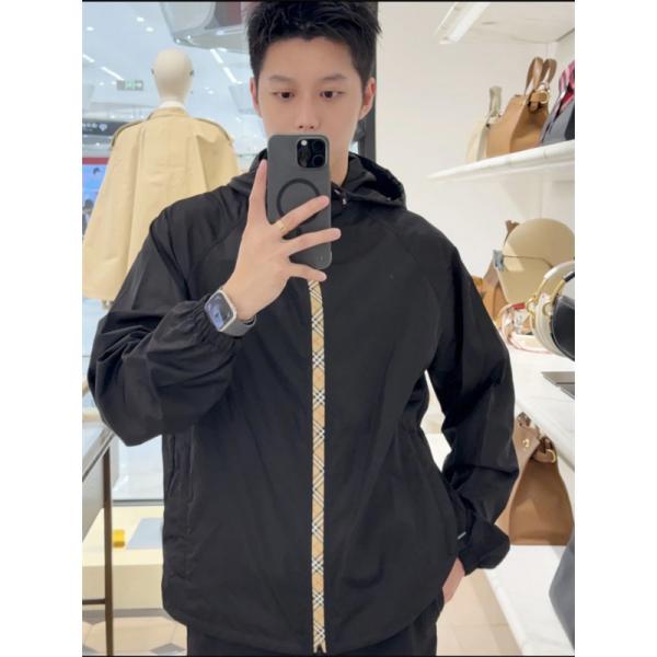 人気爆発！2025秋冬新作 ブラック 軽量フードジャケット バーバリー コピー BURBERRY