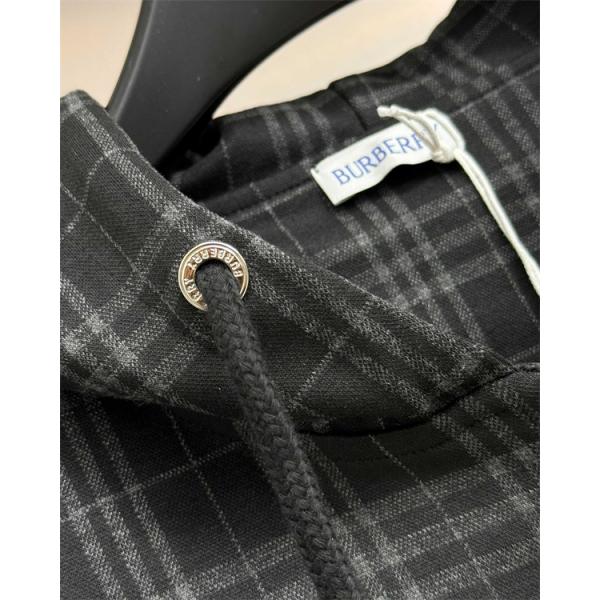 人気爆発！2025秋冬必須 ベージュ＆ブラック チェックジップパーカー バーバリー コピー BURBERRY