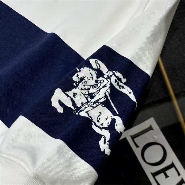 モード系注目！2025秋冬対応 ブラック×ホワイト バイカラー パーカー バーバリー コピー BURBERRY