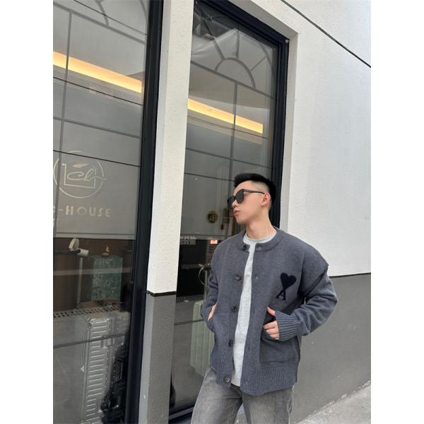 AMI PARIS アミ パリス コピー 2025秋冬必須 クリーム プレミアム 柔軟 ニットカーディガン