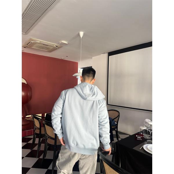 AMI PARIS アミ パリス コピー 2025秋冬定番 ブラック 当店イチオシ 快適 ジップパーカー