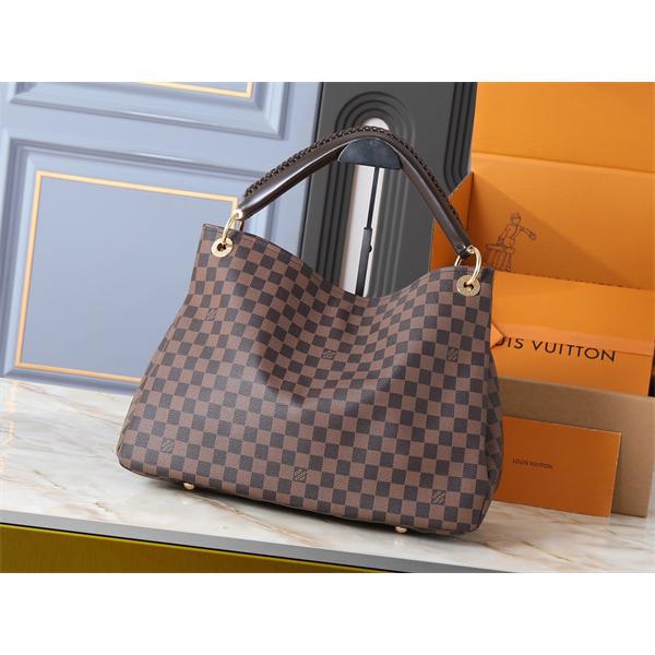 上質仕上げ 高級デザイン ラグジュアリー LOUIS VUITTON ルイヴィトン コピー ホーボーバッグ