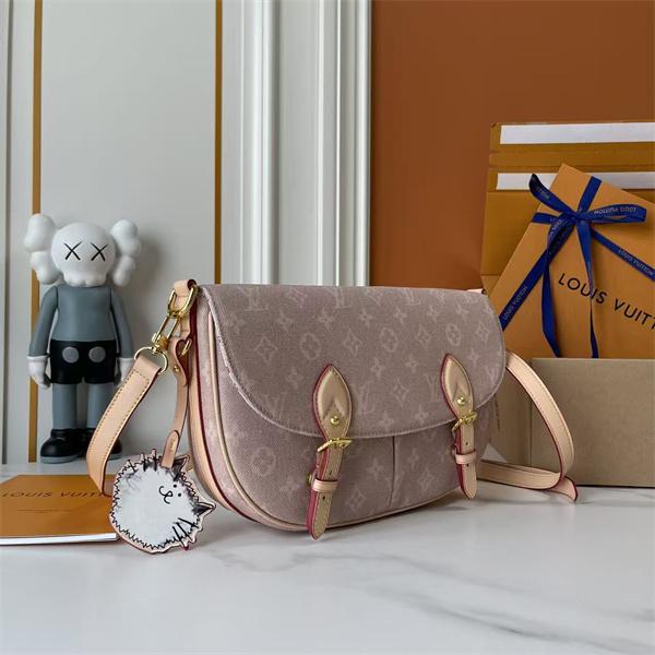 LOUIS VUITTON ルイヴィトン コピー 大人魅力 高級感漂う プレミアム ショルダーバッグ