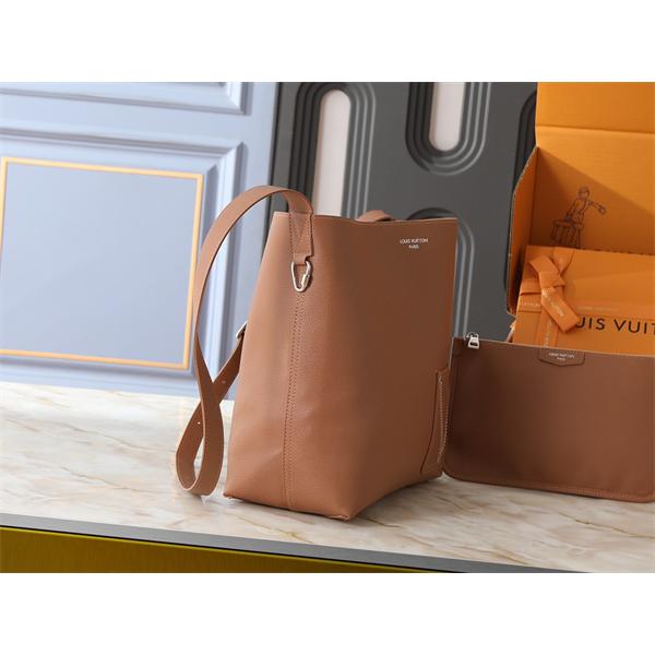 LOUIS VUITTON ルイヴィトン スーパーコピー 上質素材感 モード系 洗練シンプル トートバッグ