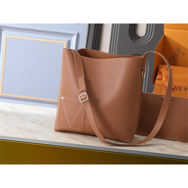 LOUIS VUITTON ルイヴィトン スーパーコピー 上質素材感 モード系 洗練シンプル トートバッグ