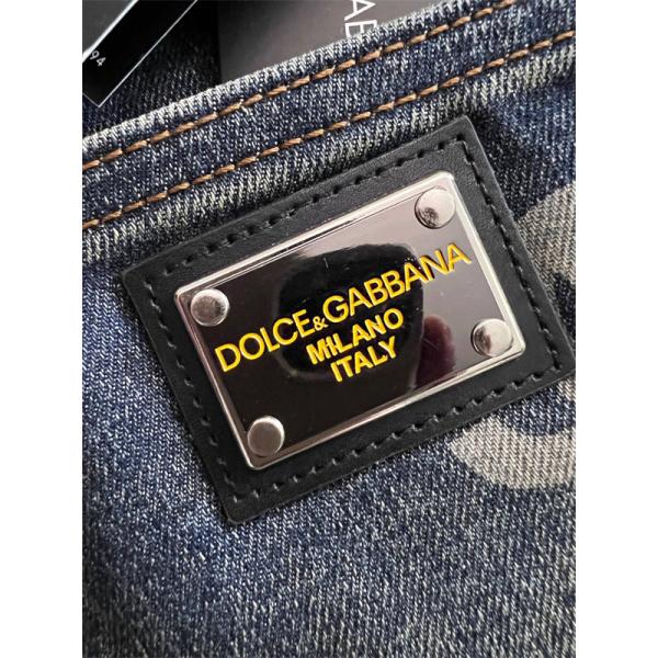 DOLCE&GABBANA 激安 総ロゴ デニム メンズ ジーンズ ヴィンテージウォッシュ ストレッチ素材 スリムカジュアル 高級感抜群