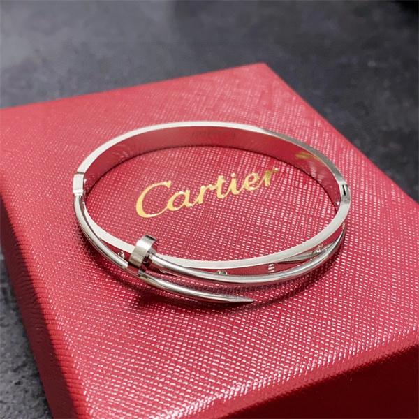 【2025-26秋冬トレンド】Cartier☆カルティエ釘バングルコピー☆☆人気ランキングクリスマスプレゼントオススメ
