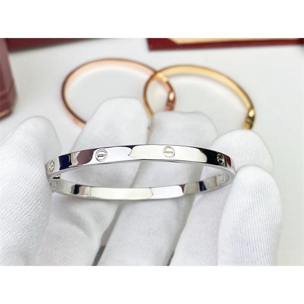 【2025-26最新】カルティエ ラブ ブレスレットコピー スリムモデル ミラー仕上げ スクラッチロックCartier Love Bracelet