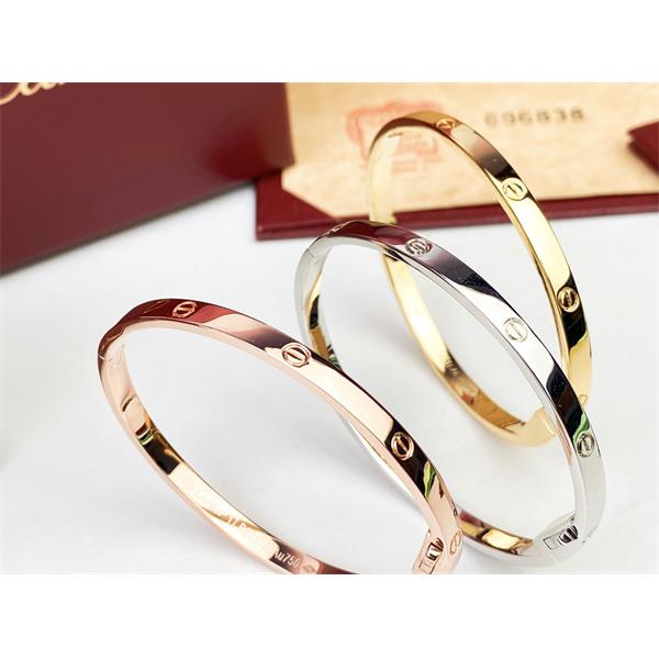 【2025-26最新】カルティエ ラブ ブレスレットコピー スリムモデル ミラー仕上げ スクラッチロックCartier Love Bracelet