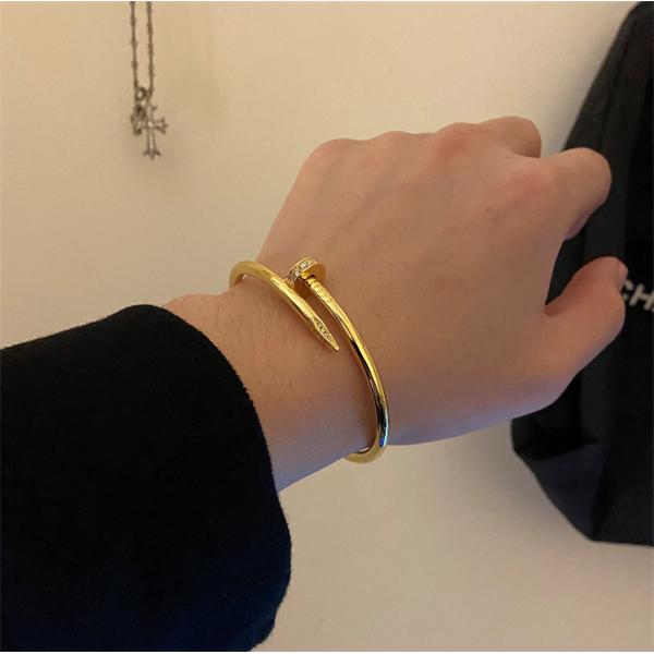 お洒落☆カルティエ  釘バングル コピー❤Cartierブレスレット人気  アクセサリー激安