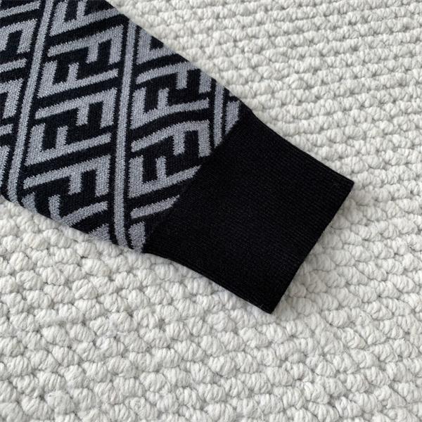 FENDI フェンディ スーパーコピー 肌触り良好 FF総柄 グレー ニット 2025秋冬 注目