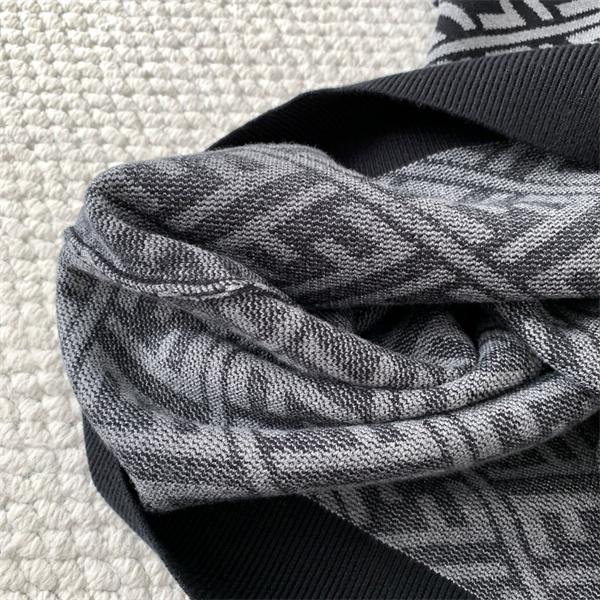 FENDI フェンディ スーパーコピー 肌触り良好 FF総柄 グレー ニット 2025秋冬 注目