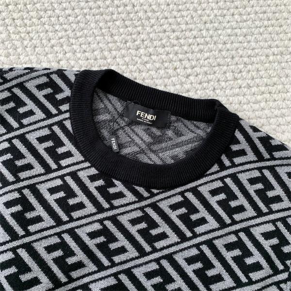 FENDI フェンディ スーパーコピー 肌触り良好 FF総柄 グレー ニット 2025秋冬 注目