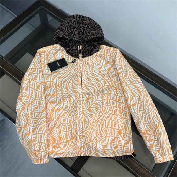 FENDI フェンディ コピー 冬仕様 FF迷彩風 リバーシブル ジャケット 2025秋冬 売れ筋